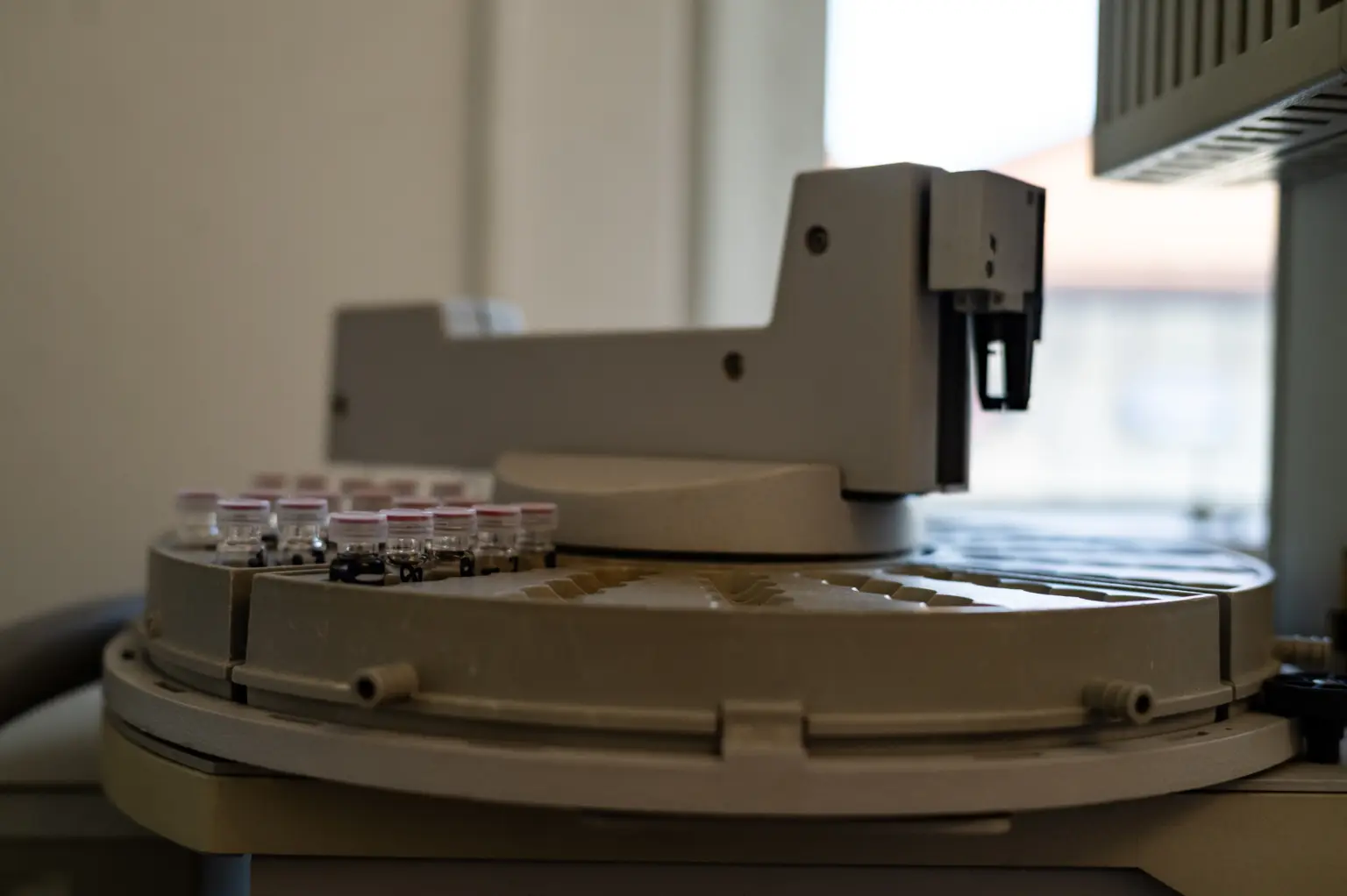 UnaveraChemLab Aaron Chemistry DSC 1012